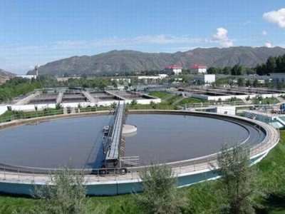 周邊傳動刮吸泥機